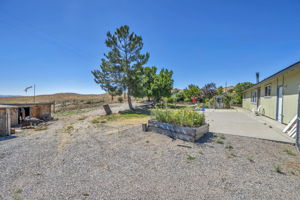 2440 Seneca Dr_55