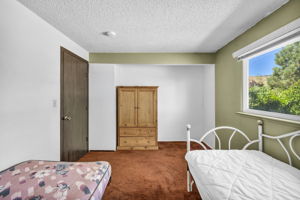 2440 Seneca Dr_32