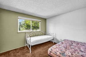 2440 Seneca Dr_30