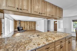 2440 Seneca Dr_28