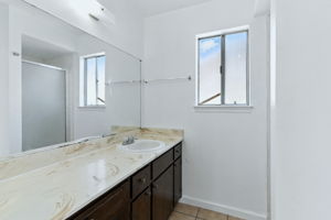  Photo 31