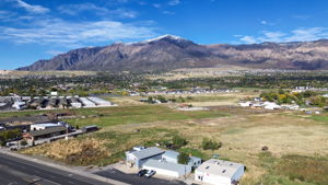  Photo 0