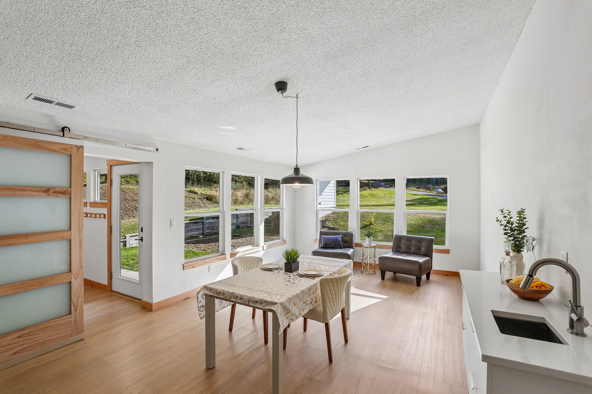 NE Rawson Rd-S1410-011.jpg
