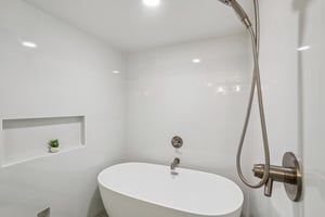 NE Rawson Rd-S1410-038.jpg