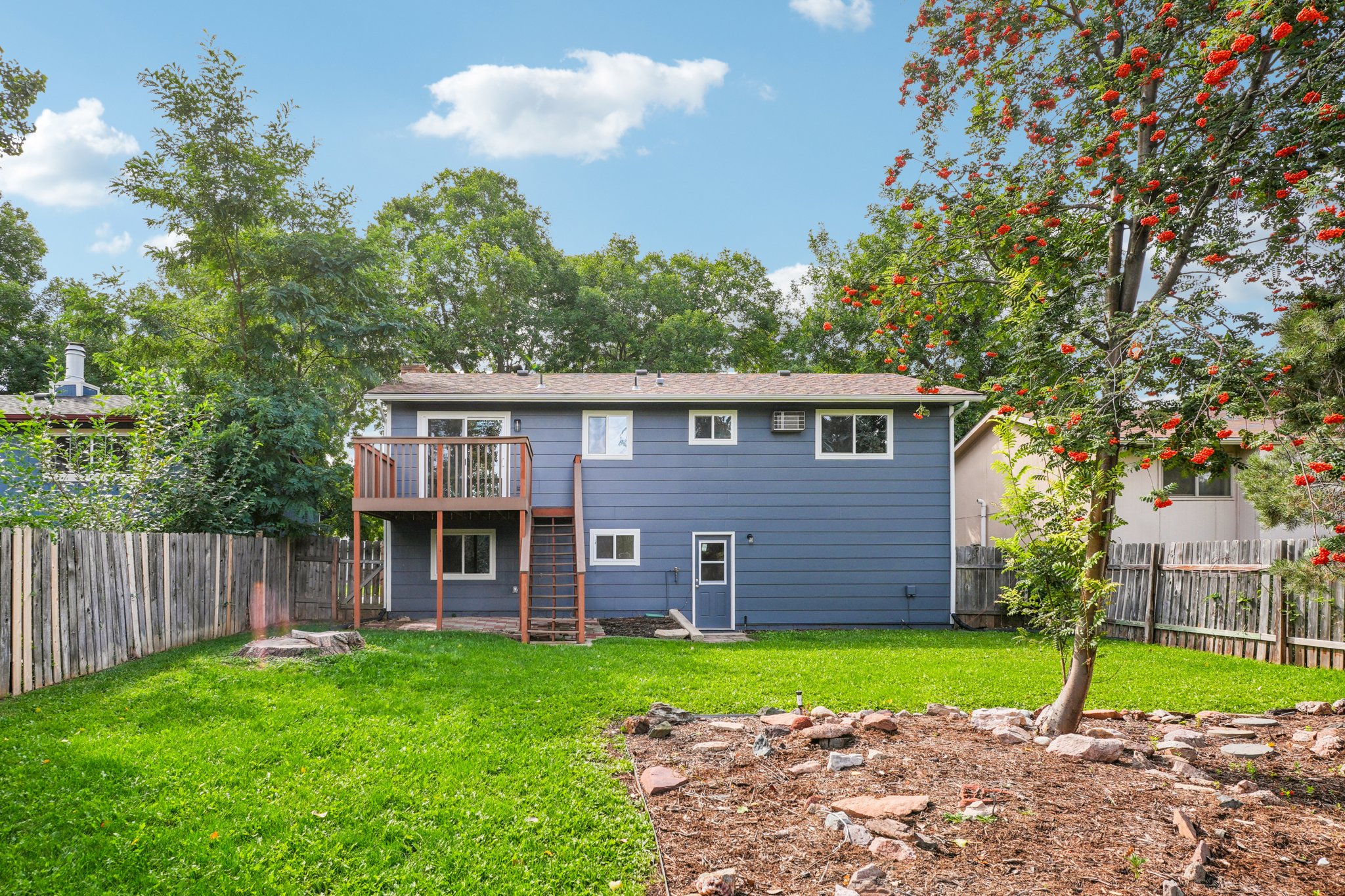Amherst St-S0909-042.jpg