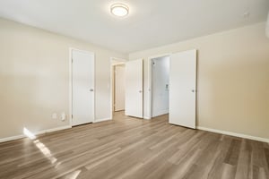 Amherst St-S0909-029.jpg