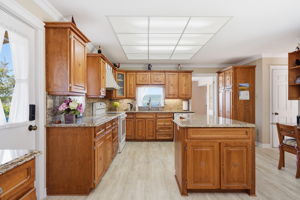 310 Central Park Drive_MLS (6 of 46)