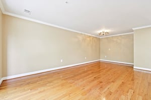 Wentworth Dr-S1007-007.jpg