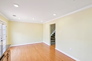 Wentworth Dr-S1007-014.jpg
