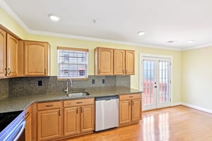Wentworth Dr-S1007-015.jpg