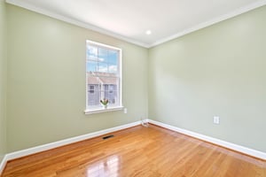 Wentworth Dr-S1007-023.jpg
