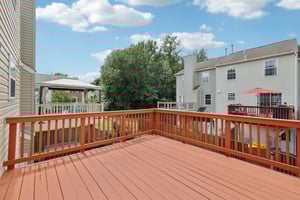 Wentworth Dr-S1007-026.jpg