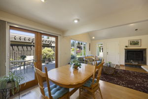 Dining area & patio doors to deck