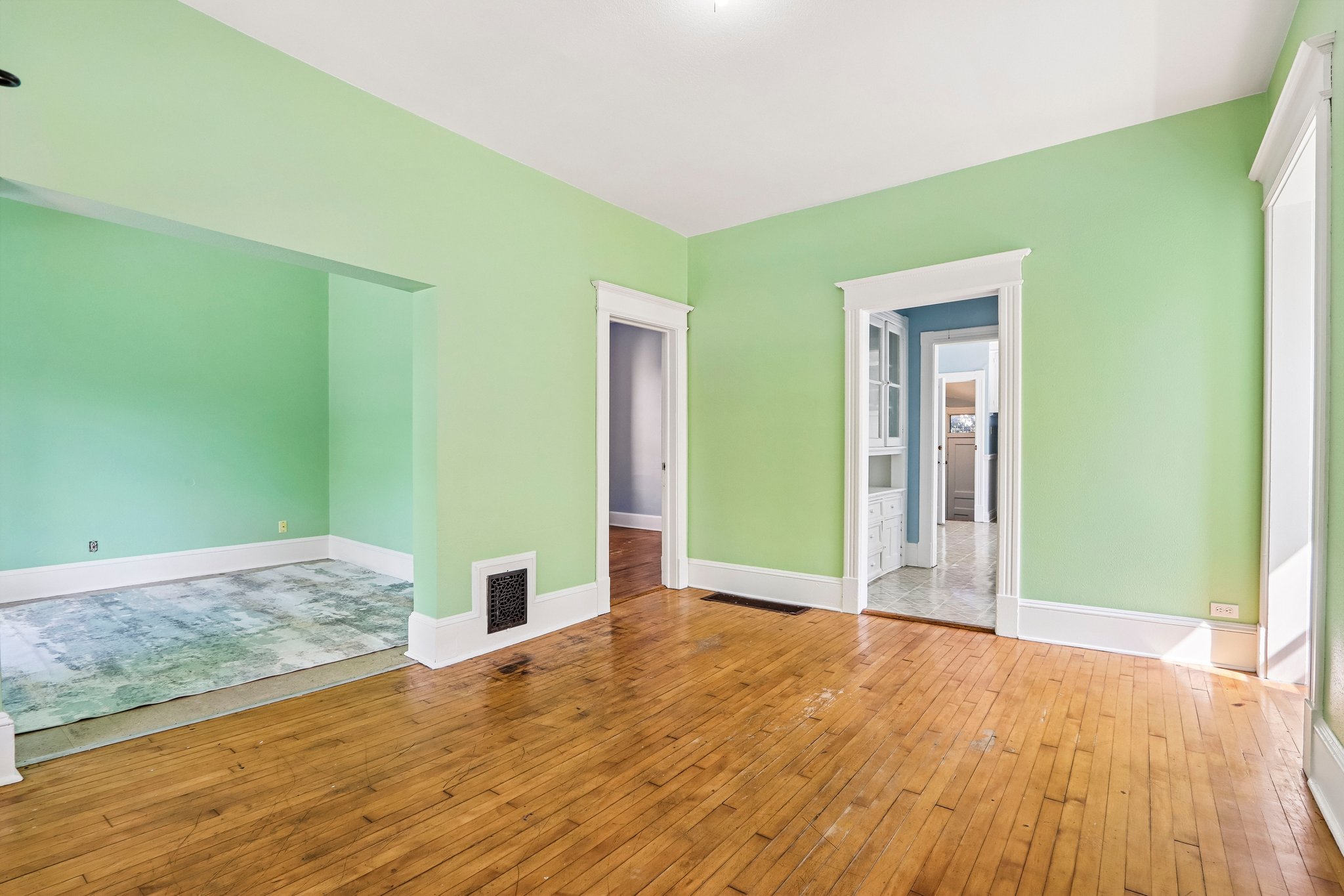2444 N Palmer St unit 2446-S1209-007.jpg