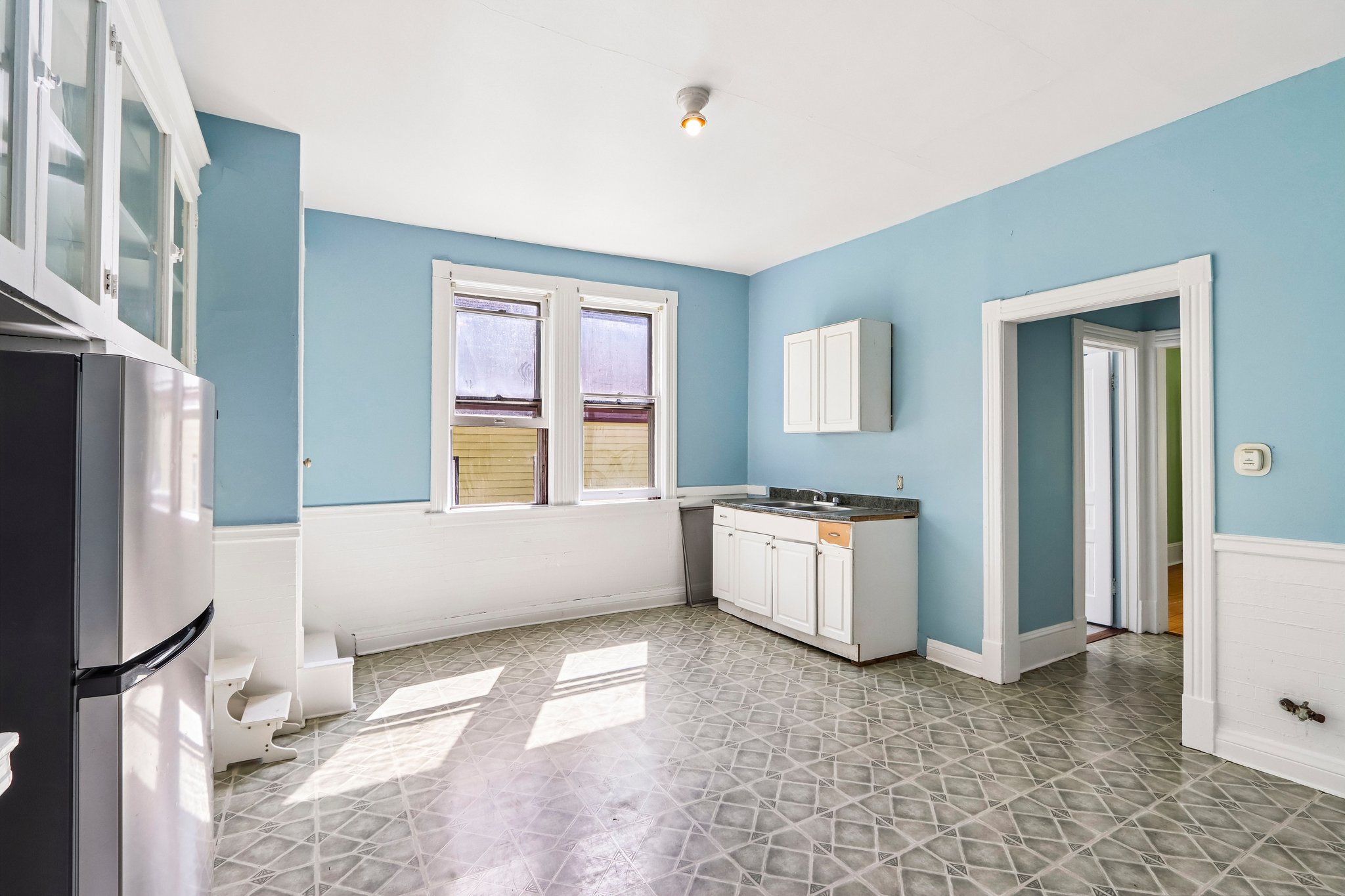2444 N Palmer St unit 2446-S1209-014.jpg