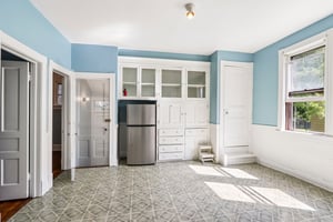 2444 N Palmer St unit 2446-S1209-011.jpg