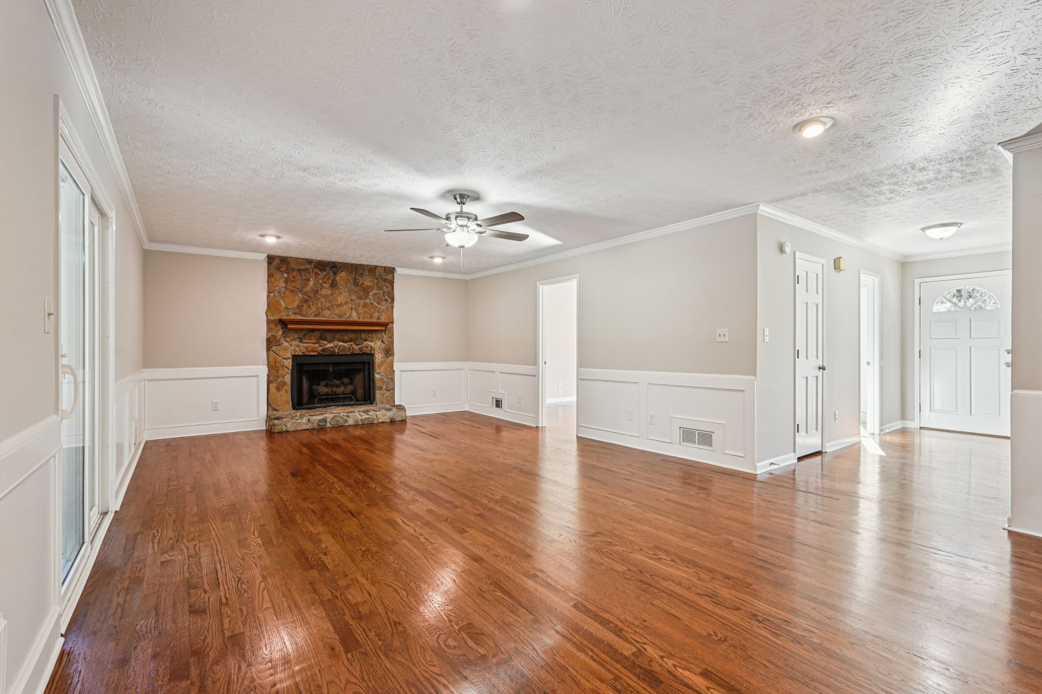 Quentin Dr-S1111-007