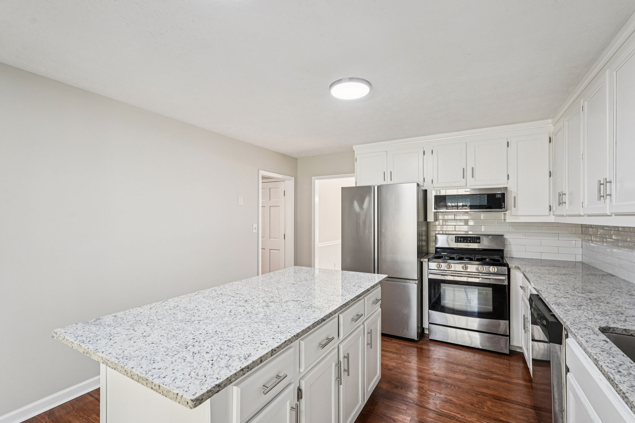 Quentin Dr-S1111-015