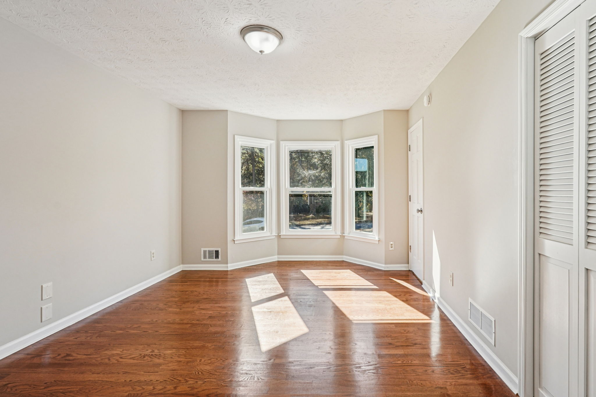 Quentin Dr-S1111-021