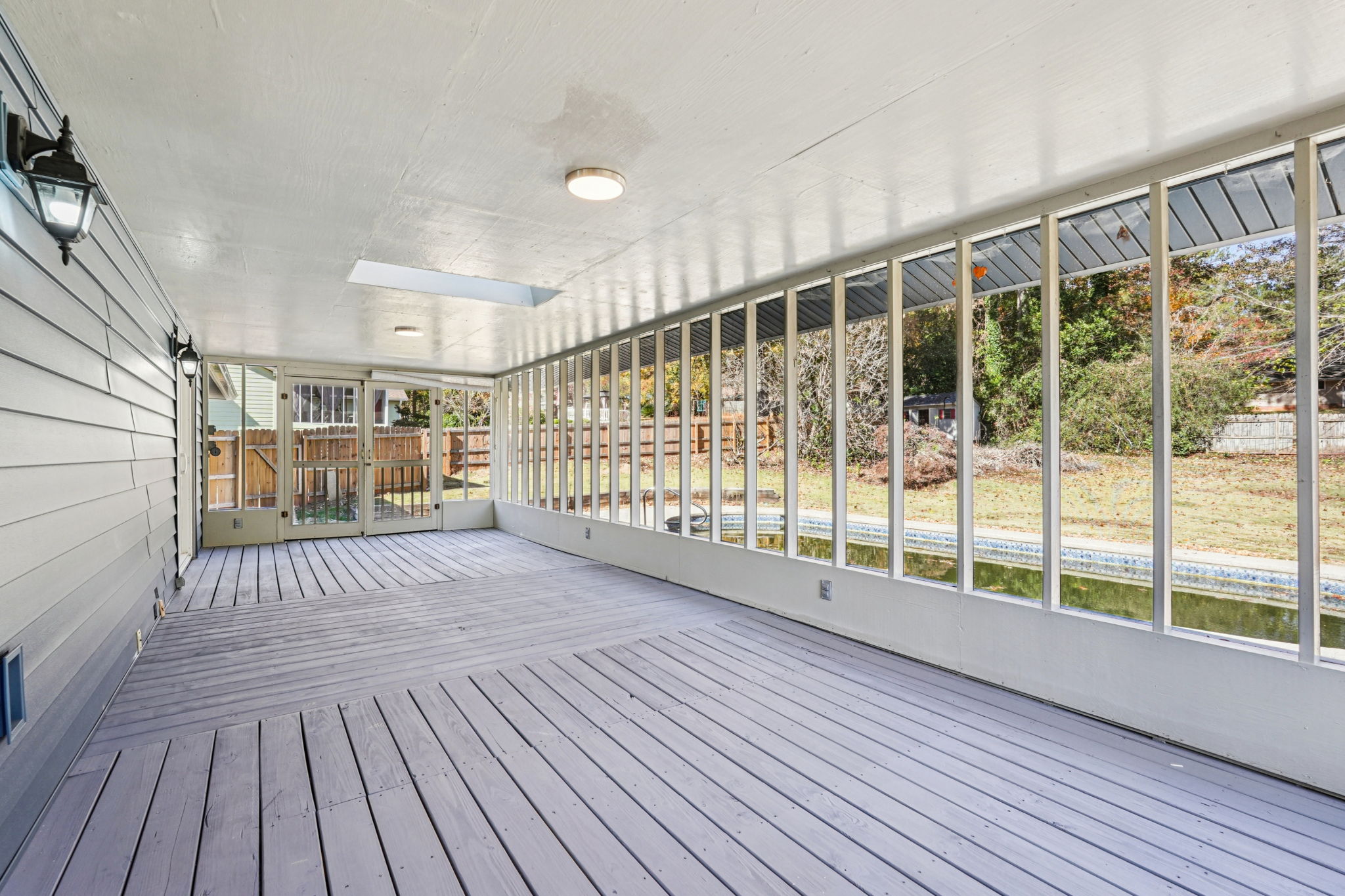 Quentin Dr-S1111-041