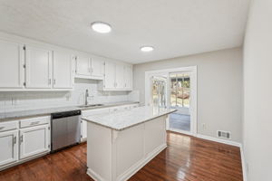 Quentin Dr-S1111-012