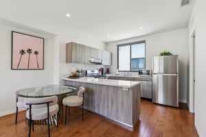 Hawthorne Blvd-014.jpg