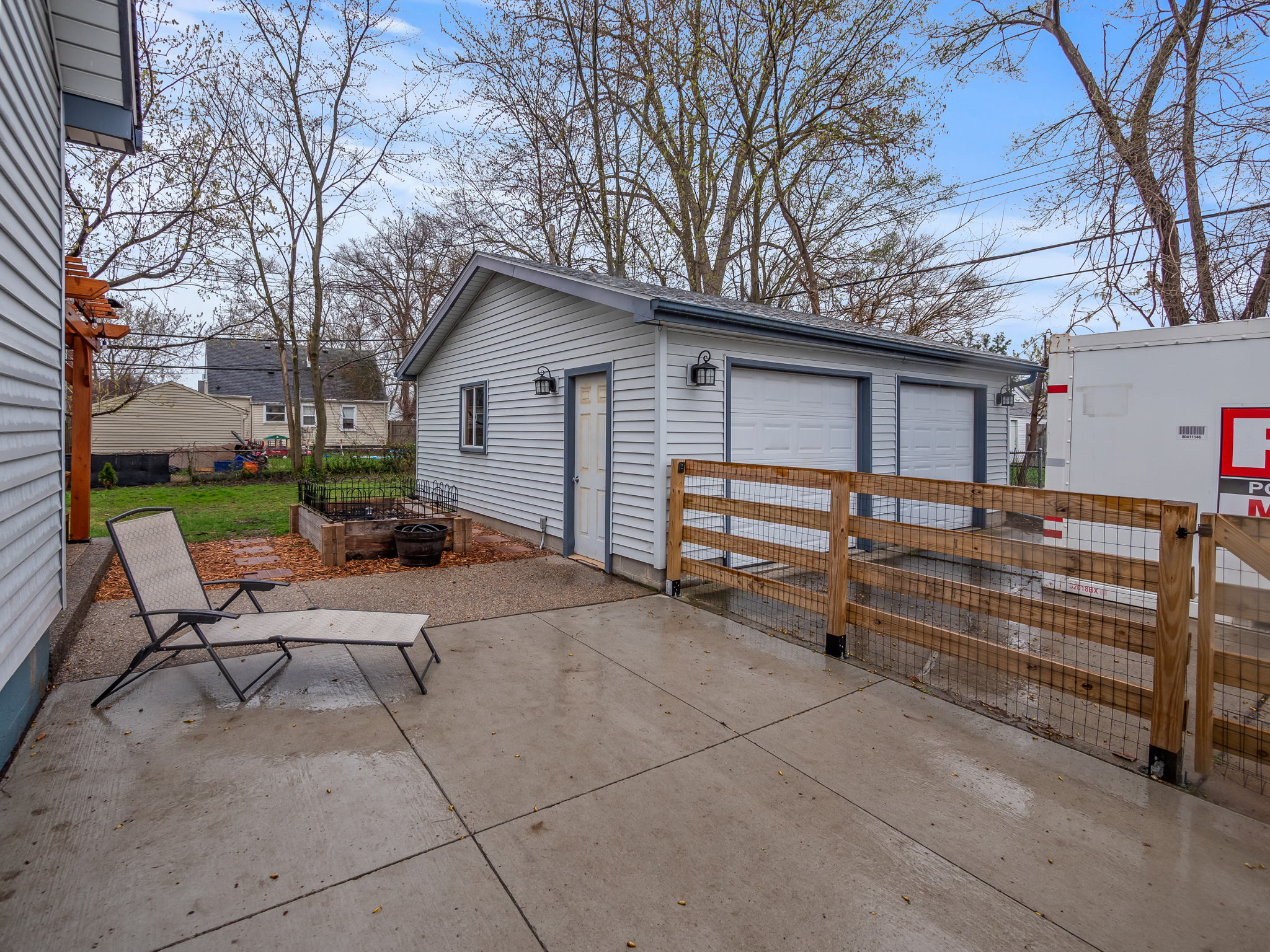2445 Cambridge Rd, Berkley, MI 48072, USA Photo 7