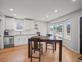 2445 Cambridge Rd, Berkley, MI 48072, USA Photo 20