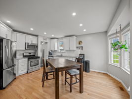 2445 Cambridge Rd, Berkley, MI 48072, USA Photo 15