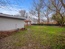 2445 Cambridge Rd, Berkley, MI 48072, USA Photo 7