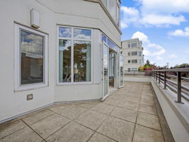  Photo 49