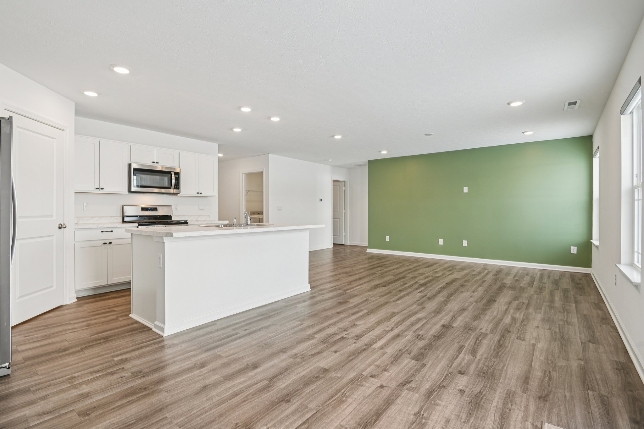 Kercheval St-S2801-024.jpg