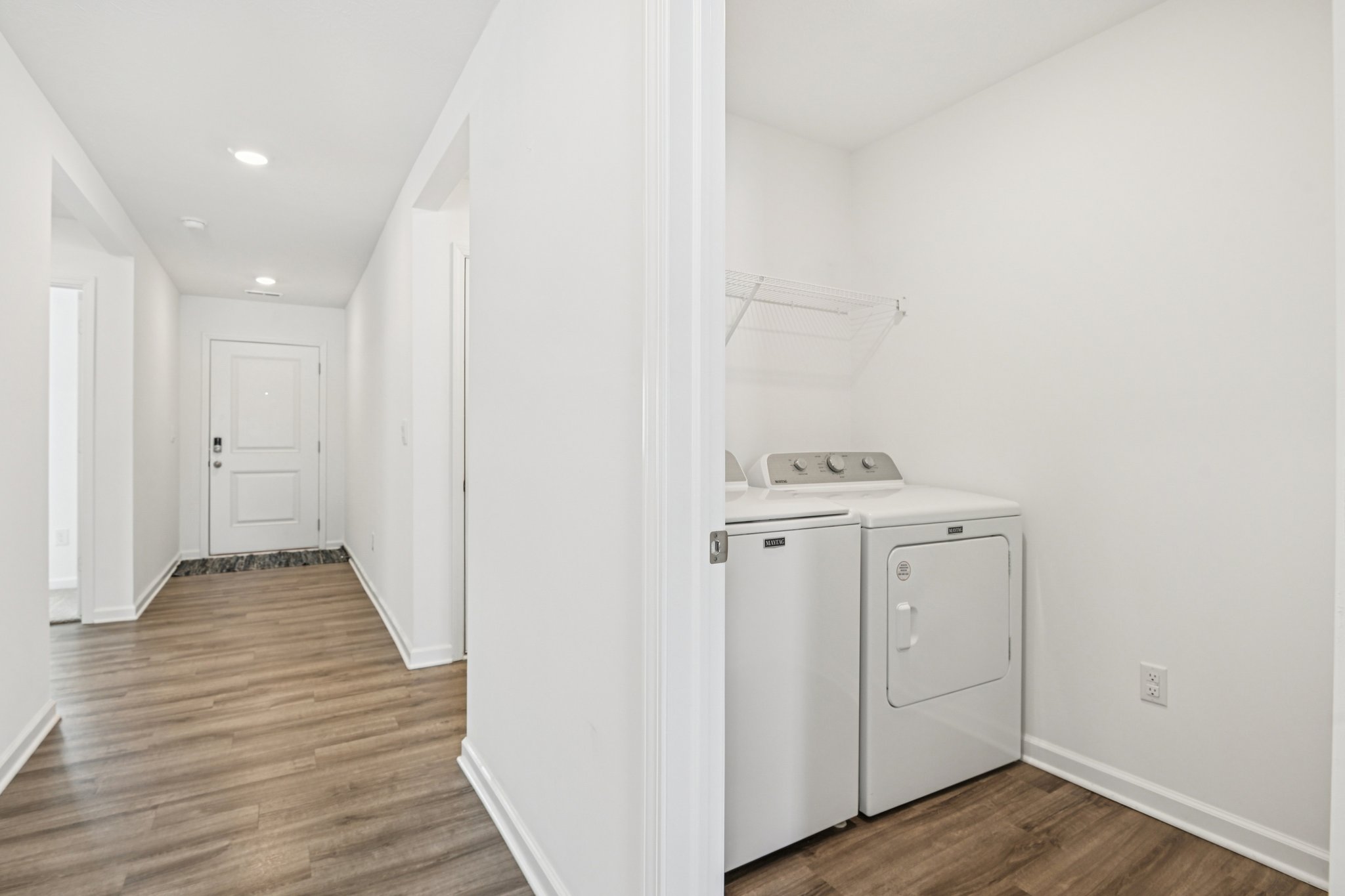 Kercheval St-S2801-034.jpg