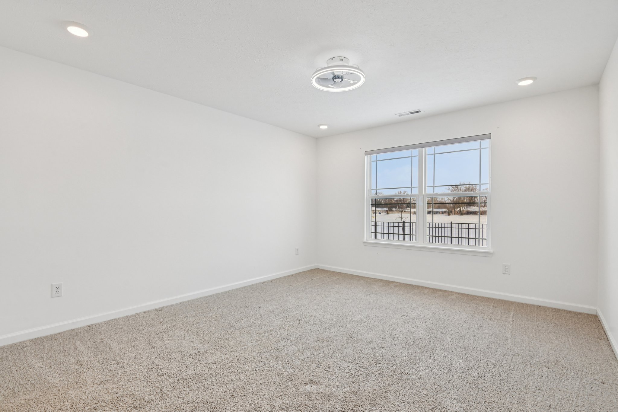 Kercheval St-S2801-037.jpg