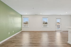 Kercheval St-S2801-009.jpg