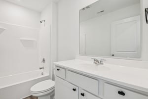 Kercheval St-S2801-029.jpg