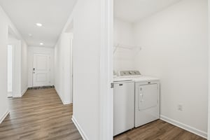 Kercheval St-S2801-034.jpg