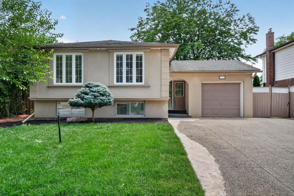 2446 Ventura Dr