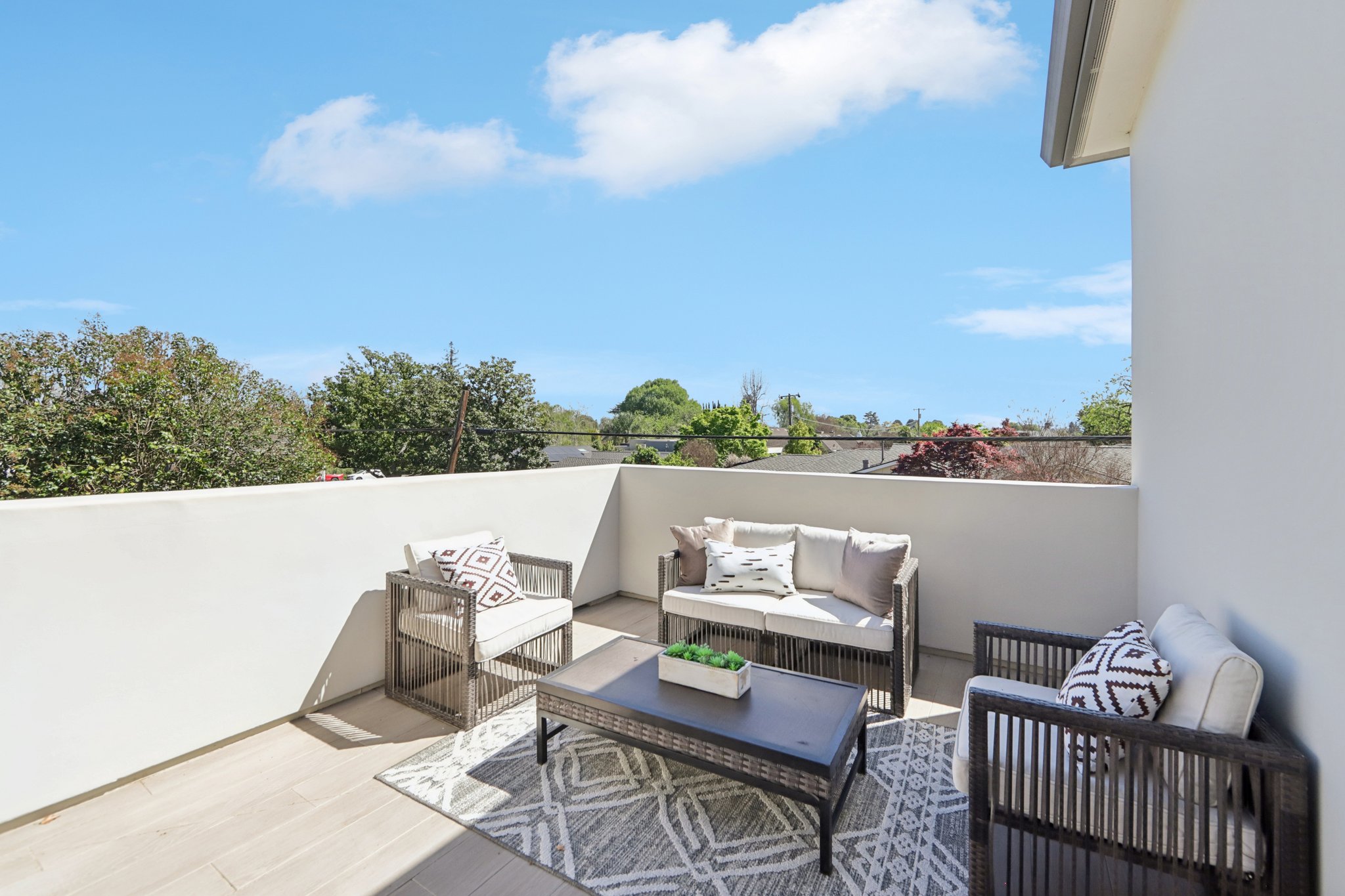 Westgate Ave-S1803-049.jpg