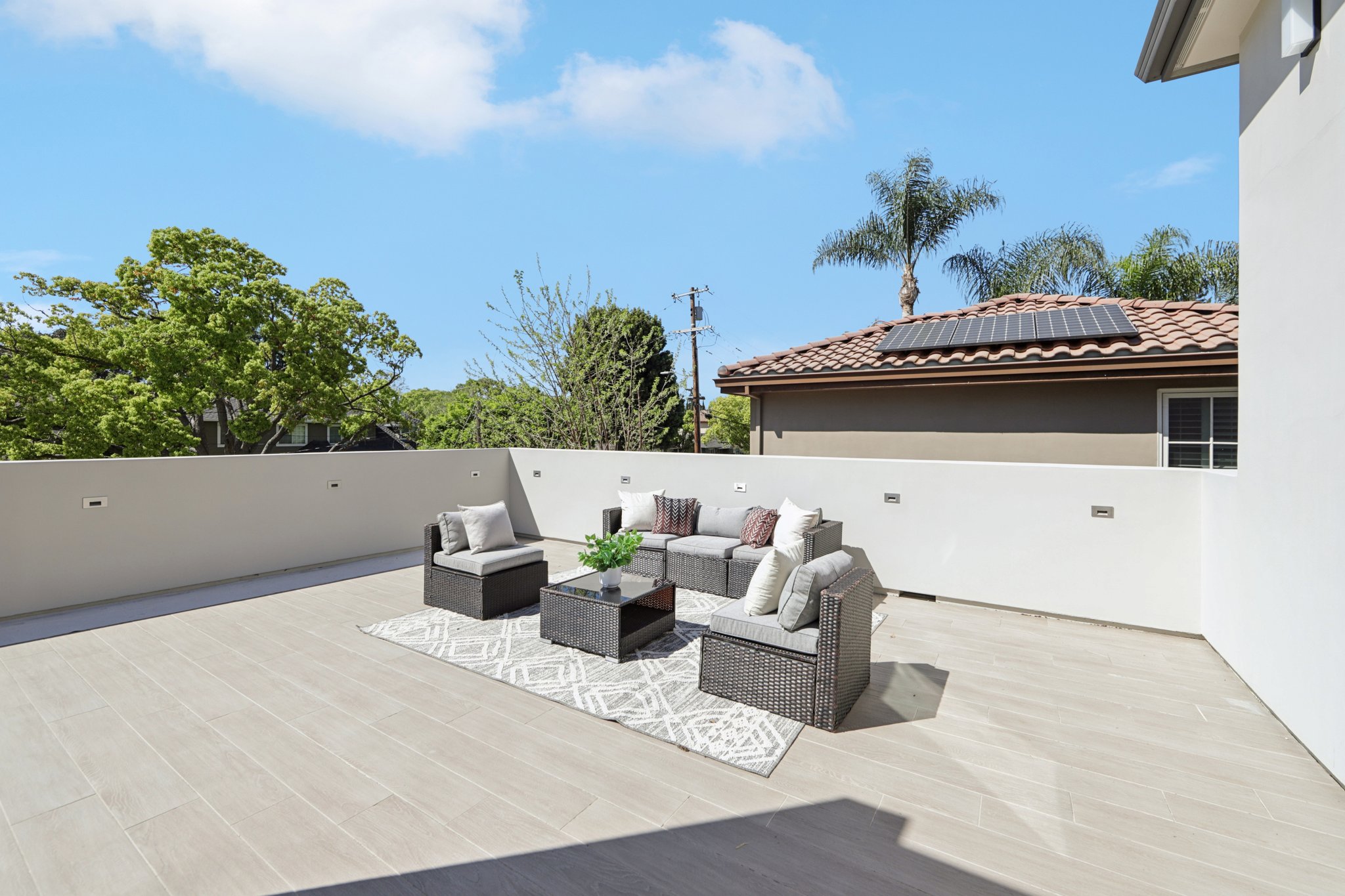 Westgate Ave-S1803-052.jpg