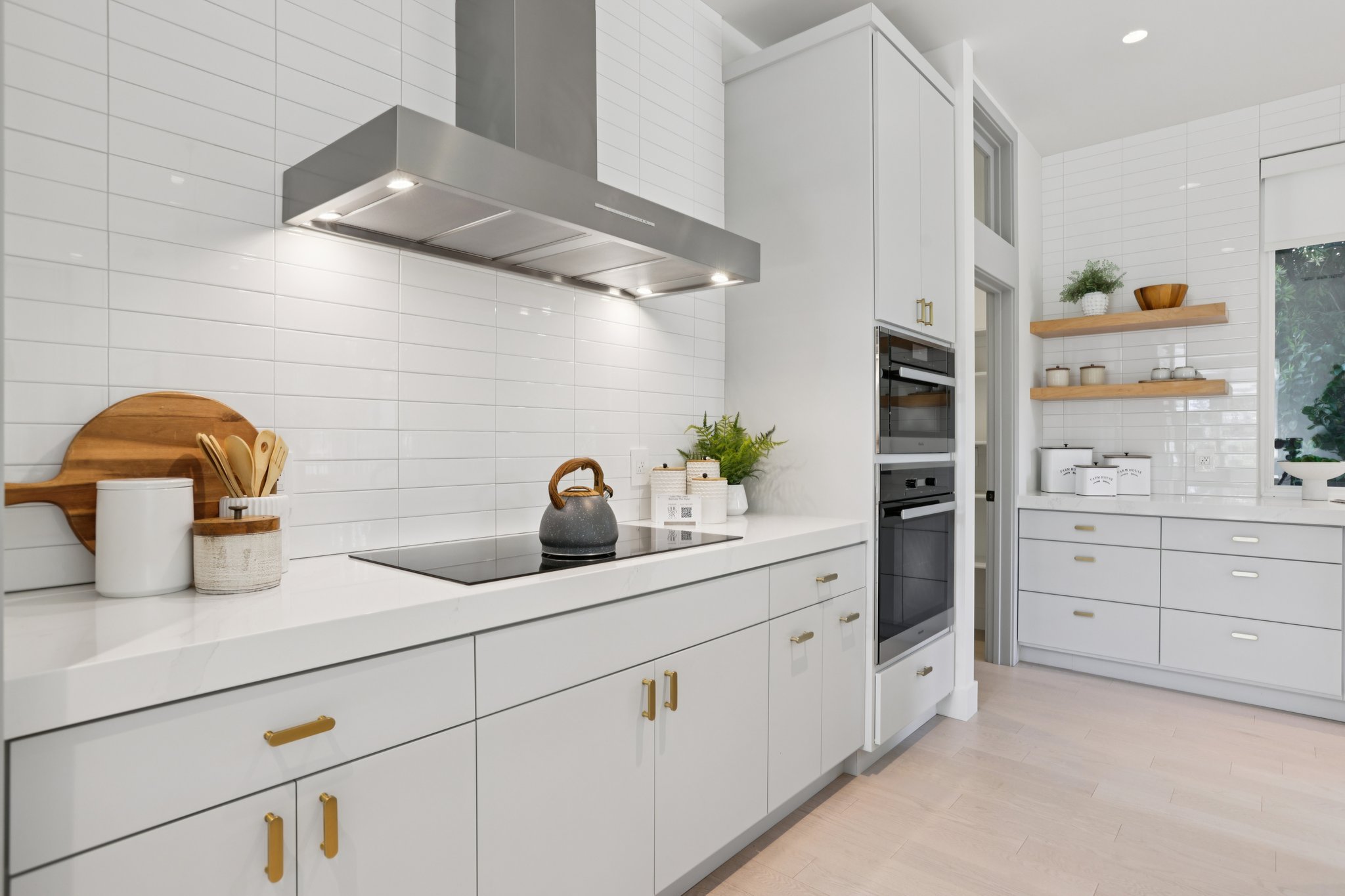 - 2446 Westgate Ave-S2603-014.jpg