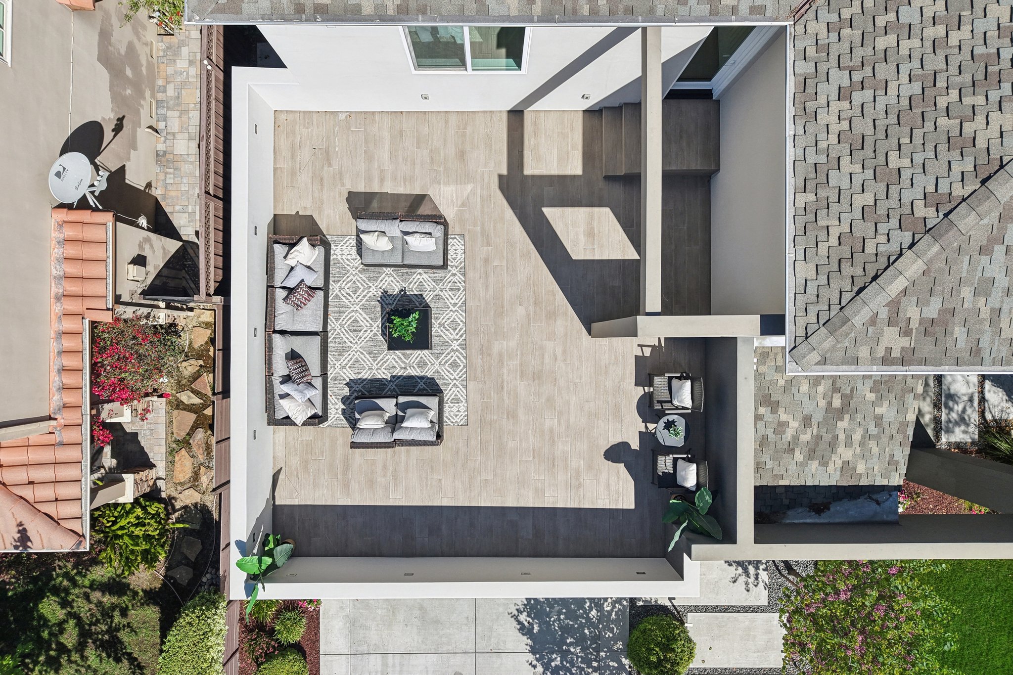 - 2446 Westgate Ave-S2603-034.jpg