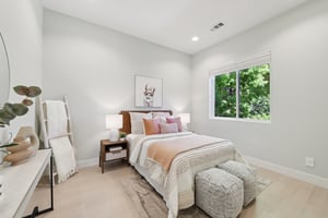 Westgate Ave-S1803-033.jpg