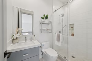 Westgate Ave-S1803-037.jpg