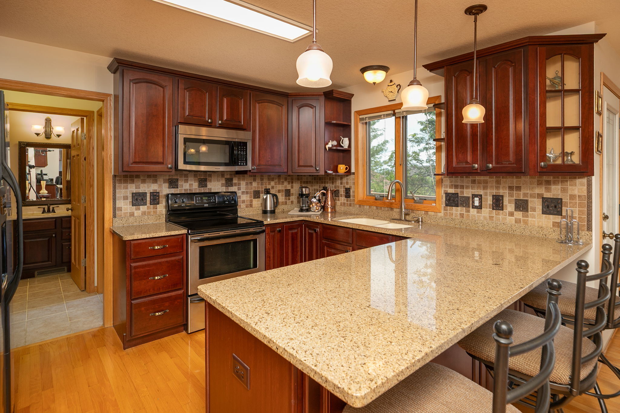 20-Kitchen