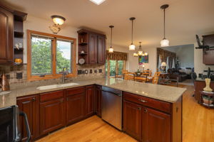23-Kitchen