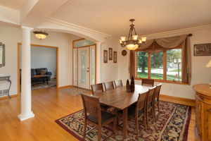 2447_Colleen_Ln_NE_11-Dining_Room_19-08-25_19_03