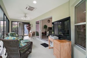 Enclosed, Climate-Controlled Lanai