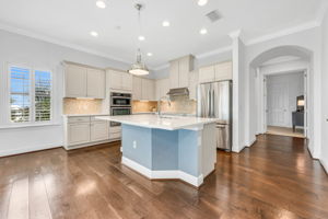 Breakfast Bar - Kitchen