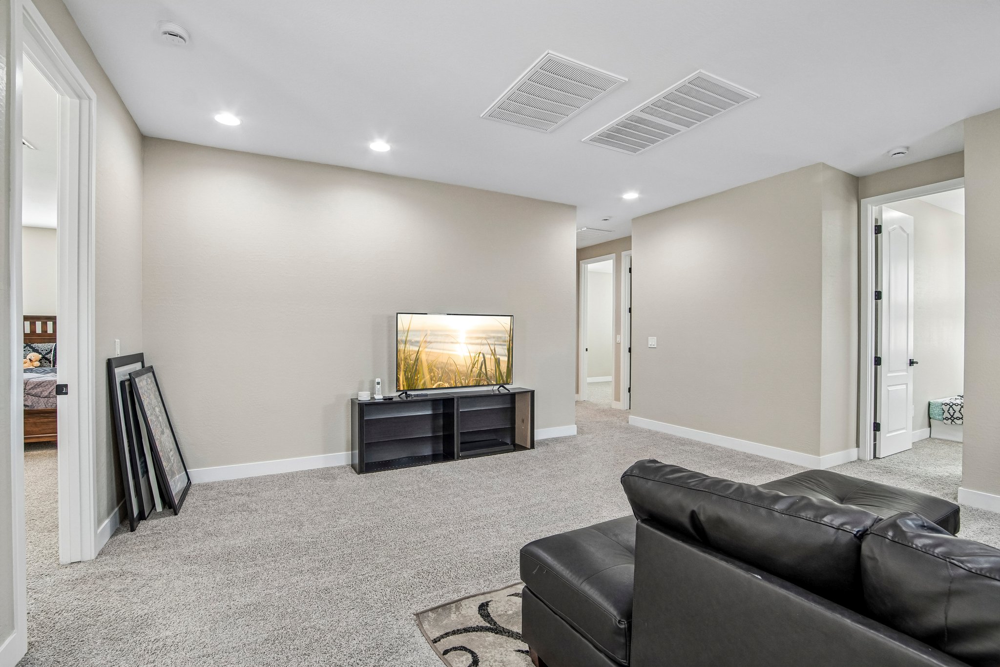 N 142 Dr-S1708-028.jpg